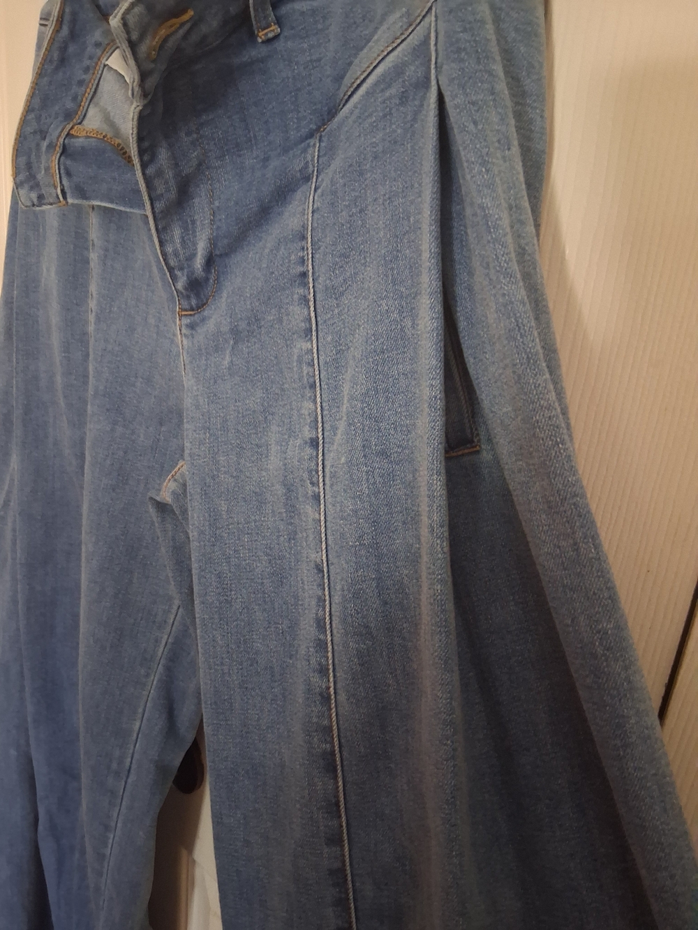 Chico's Light Blue Wide-Leg Denim Jeans